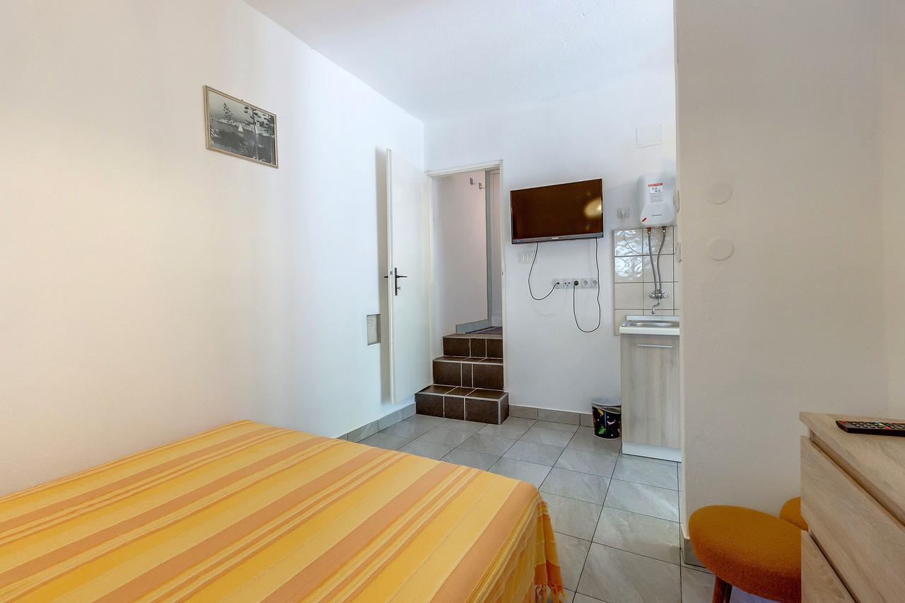Apartments Ivna Veli Lošinj Exterior foto